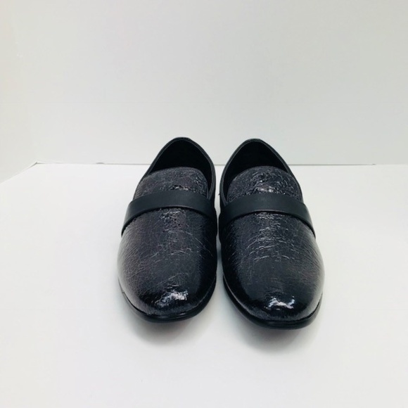 Men's Amali Black Crackled Mettalic Slip Ons Shoes - Picture 2 of 5